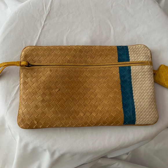 Bottega Veneta Clutch - Picture 1 of 5